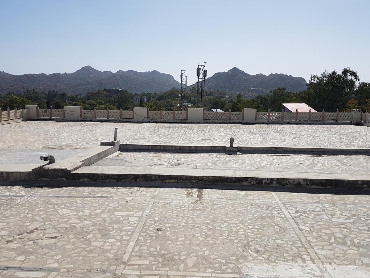 Hotel Palanpur Palace Mount Abu Exterior foto