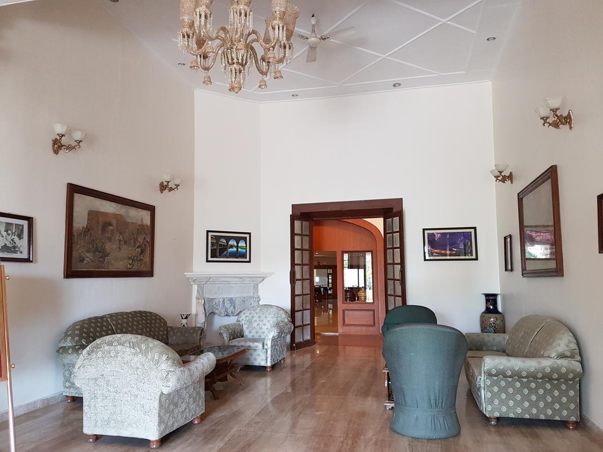 Hotel Palanpur Palace Mount Abu Exterior foto